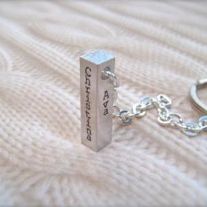 Family Names Personalized Pendant Bar Necklace